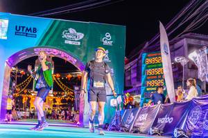 BIB: 54223, 160, 100, 193520, 993525, 1887
                            <button type="button" onclick="openModal(21813754)" class="btn btn-primary btn-sm float-right btn-popup" data-toggle="modal" data-target=".modal-high-quality">
                        <i class="fas fa-shopping-cart"></i> Add to Cart
                    </button>
                                            <button type="button" onclick="isThisMe(21813754, true)" class="btn btn-success btn-sm float-right btn-popup btn-isme hidden" data-toggle="tooltip" data-placement="bottom" title="นี่คือรูปของคุณใช่ไหม คลิกที่นี่เพื่อเอาเข้าอัลบั้ม">
                        <i class="fas fa-plus"></i> Add to album
                    </button>
                    <button type="button" onclick="isThisMe(21813754, false)" class="btn btn-warning btn-sm float-right btn-popup btn-isnotme hidden">
                        <i class="fas fa-ban"></i> Remove from album
                    </button>